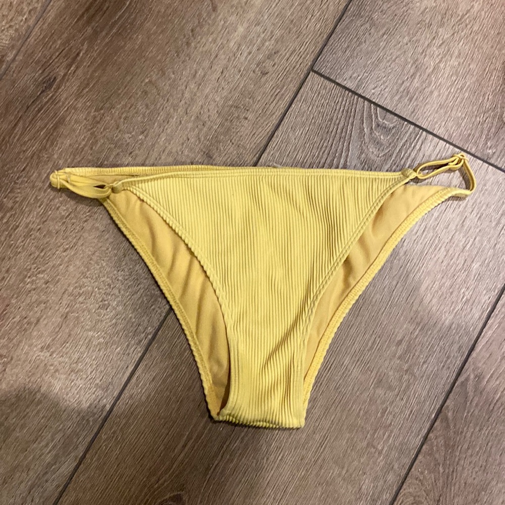 Roxy bikini bottoms